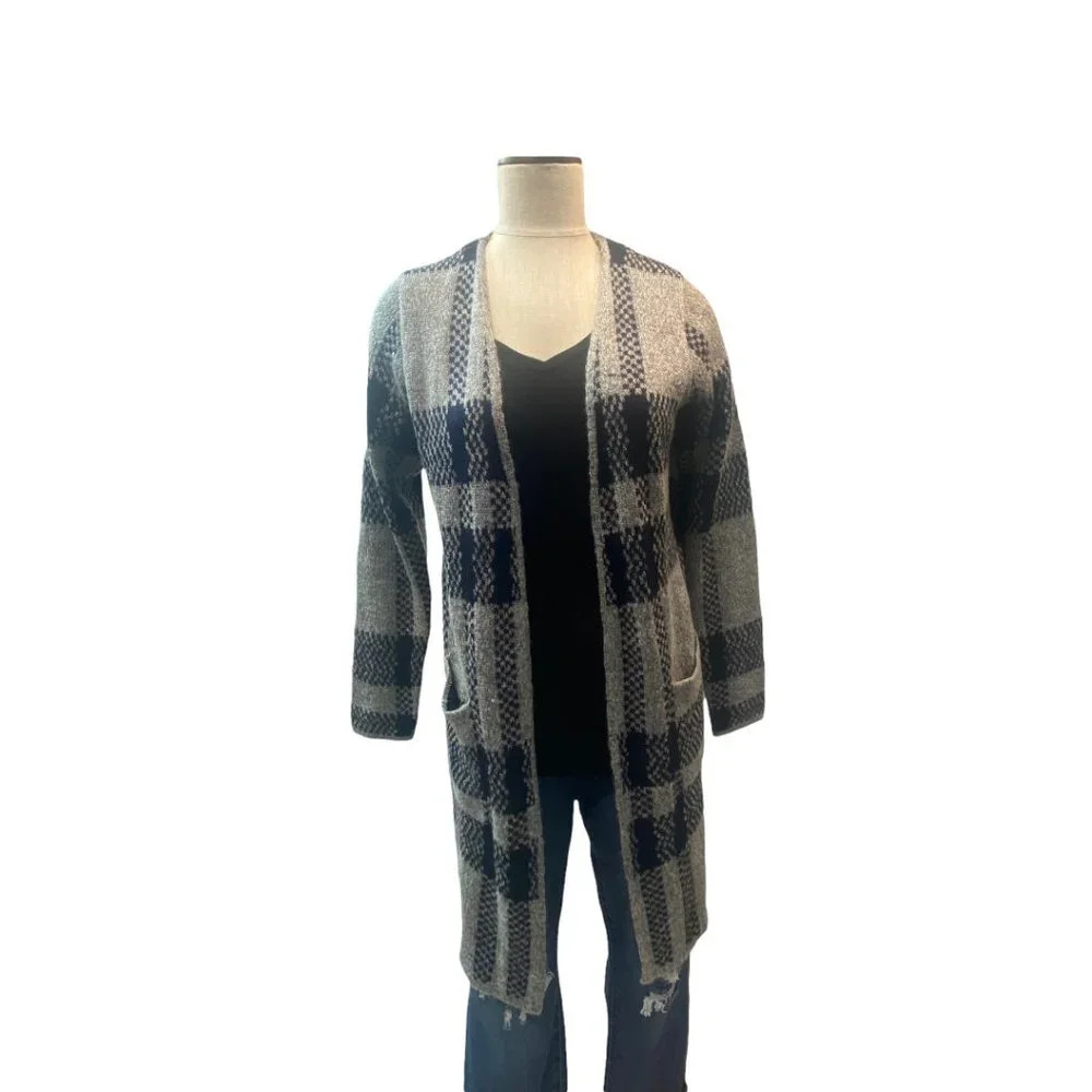 Apt. 9 Gray‎ and Blue plaid Cardigan sweater New with Tags